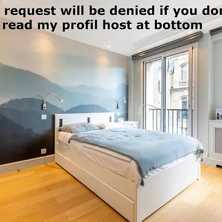 Fabulous With Beautiful View Apartment Paris